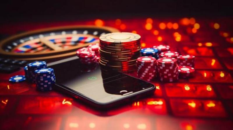 Watch Casino Royale UK Online - Experience the Thrill of James Bond 15